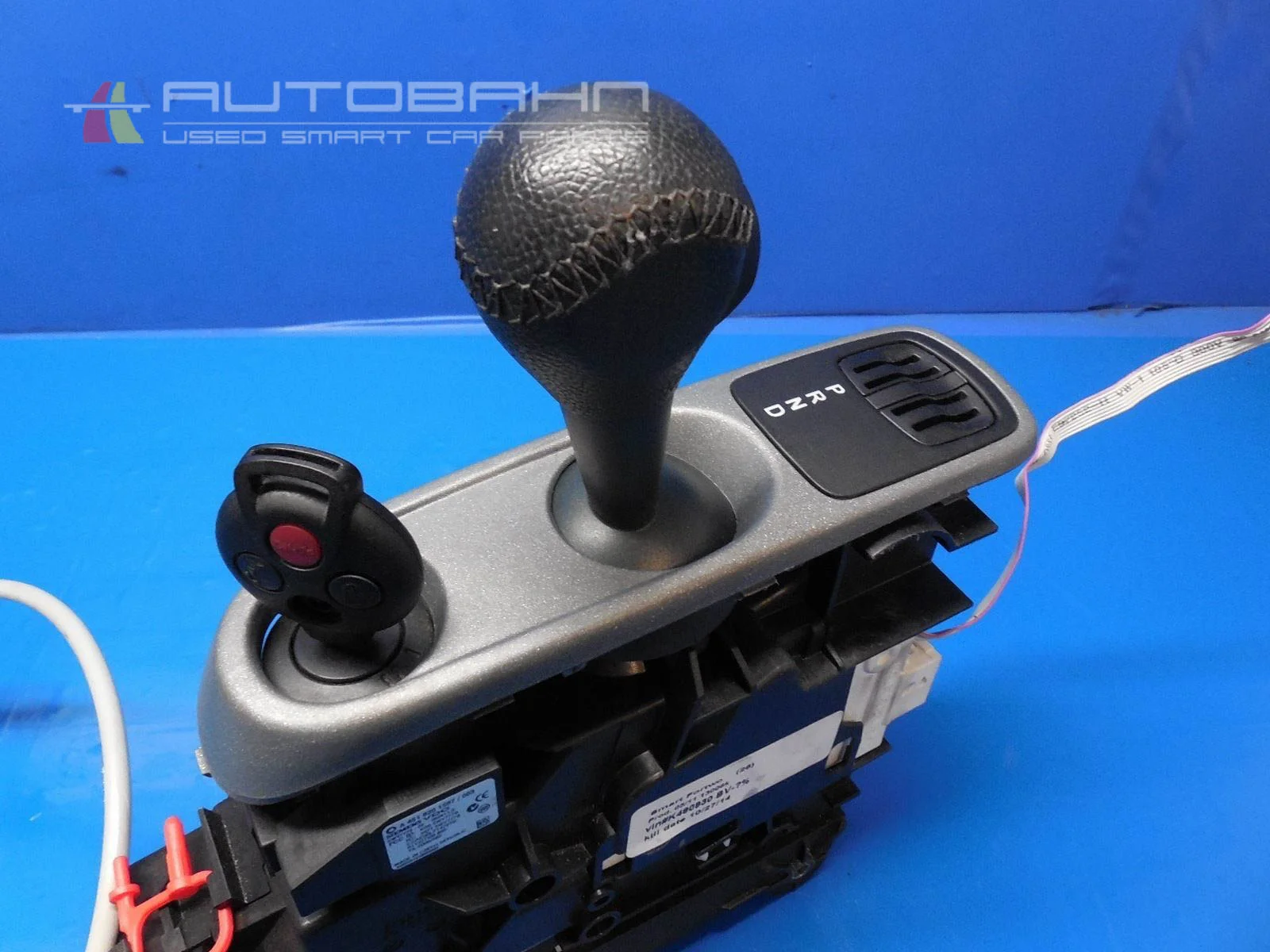 Fortwo Passion Pure OEM Floor Shift Assembly With Keys & Ignition